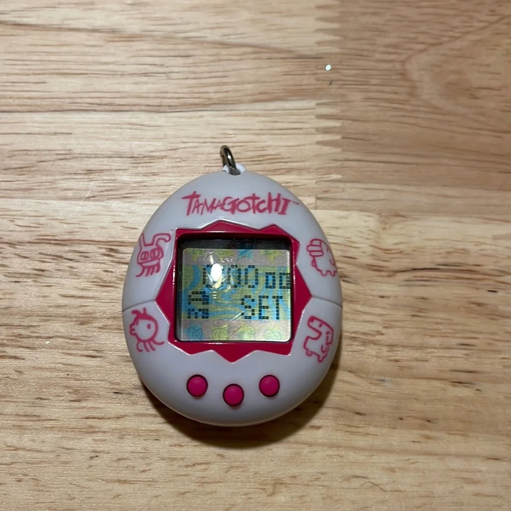 2017 Bandaii tamagotchi